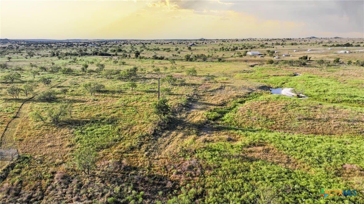 10.1 acres in Lampasas County gallery image 4