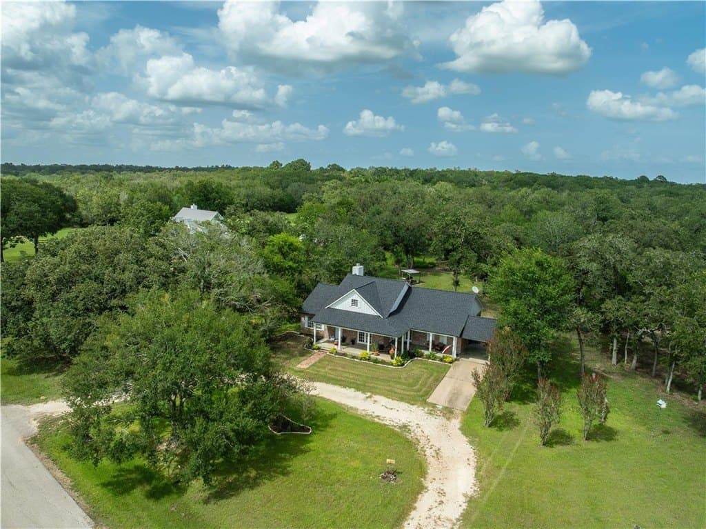 5.22 acres in AUSTIN County