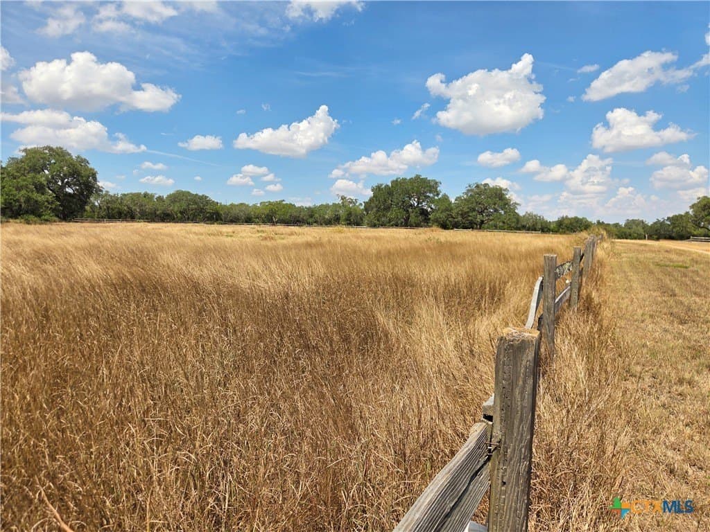8.95 acres in DeWitt County - photo 12