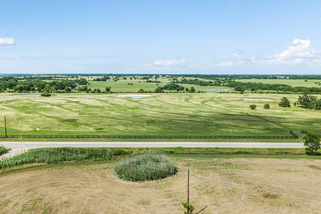 6.69 acres in Fayette County gallery image 4