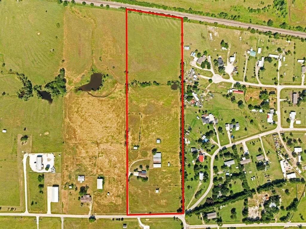 16.46 acres in Denton County gallery image 2