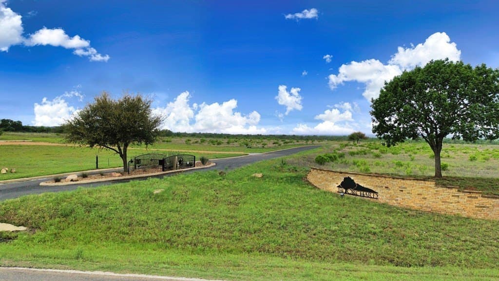 3.26 acres in Gillespie County - photo 12