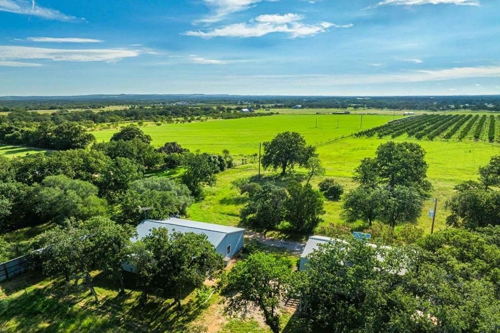 46.35 acres in Gillespie County