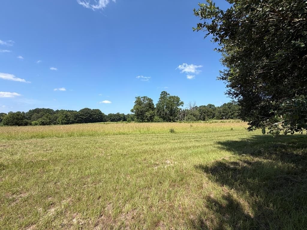 27 acres in ANDERSON County featured view