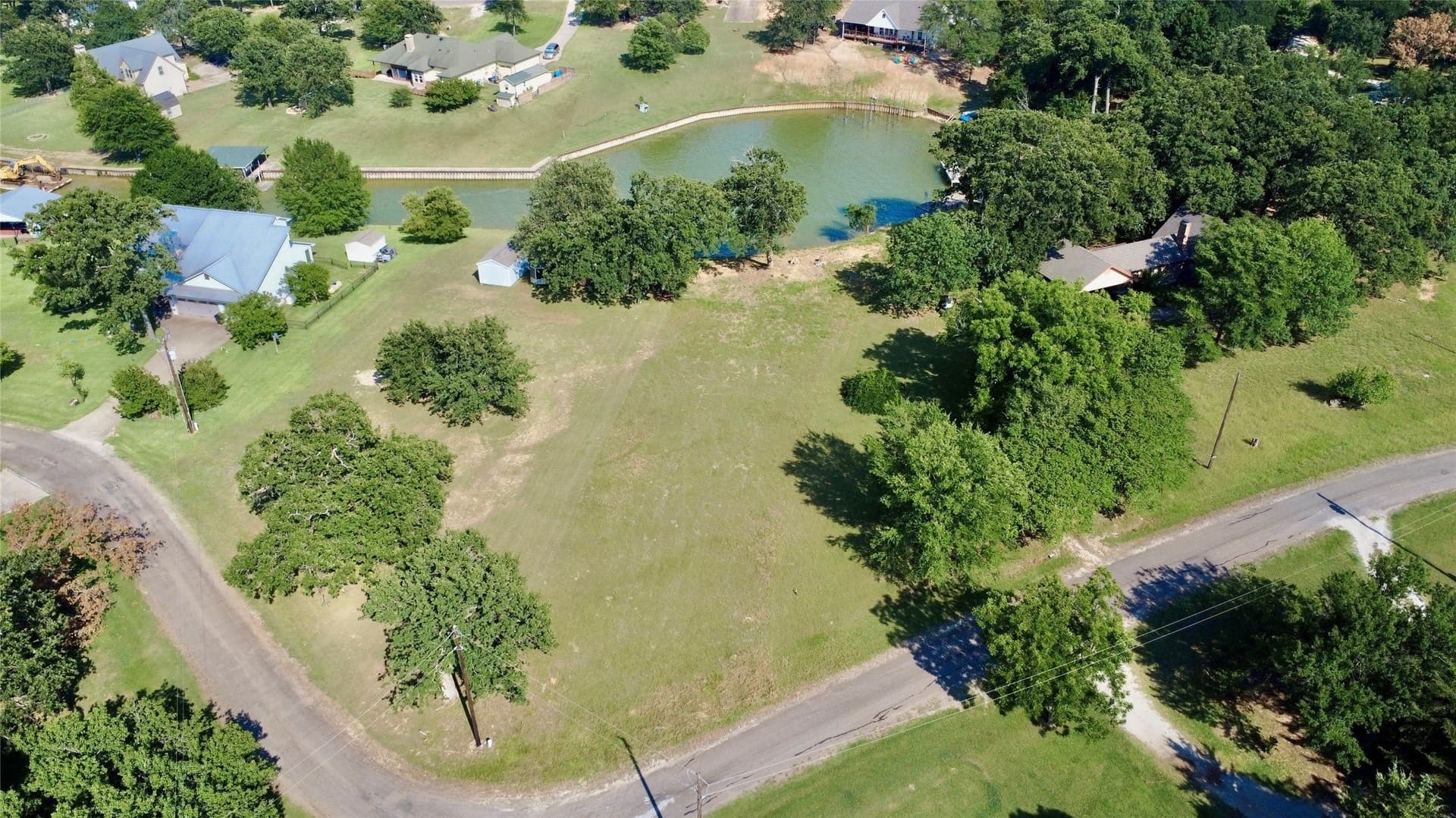 0.5 acres in Navarro County gallery image 4
