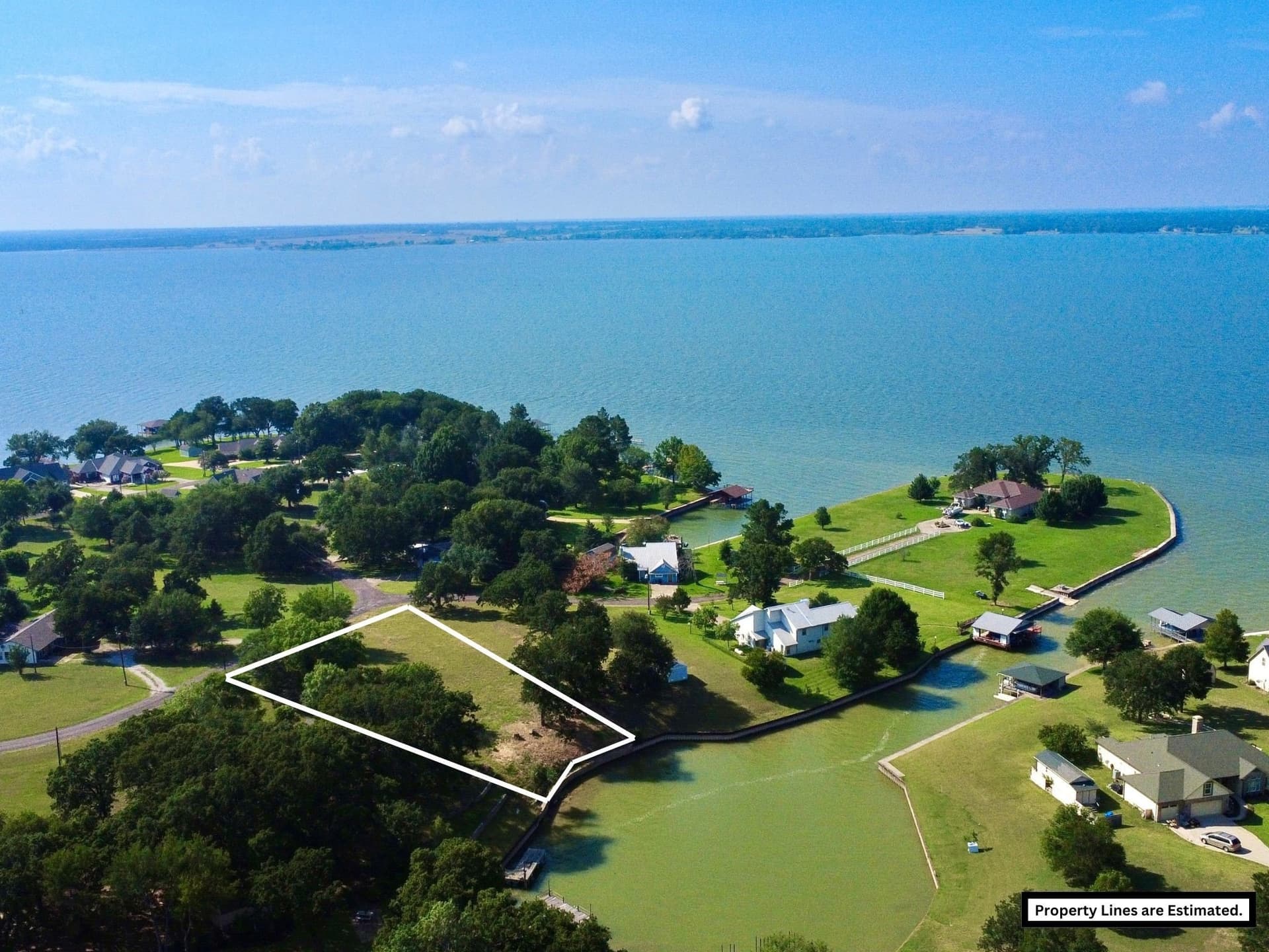 0.5 acres in Navarro County featured view
