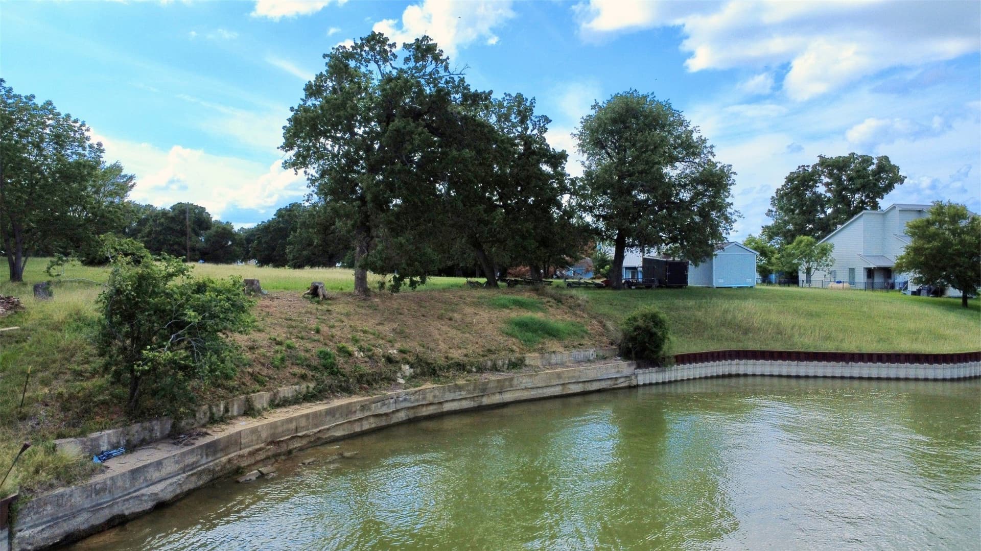 0.5 acres in Navarro County gallery image 2