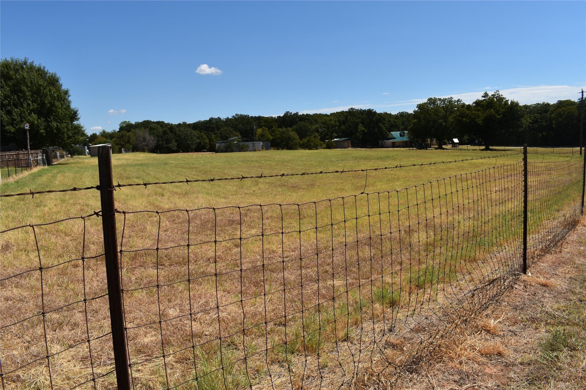 2 acres in Johnson County - photo 9