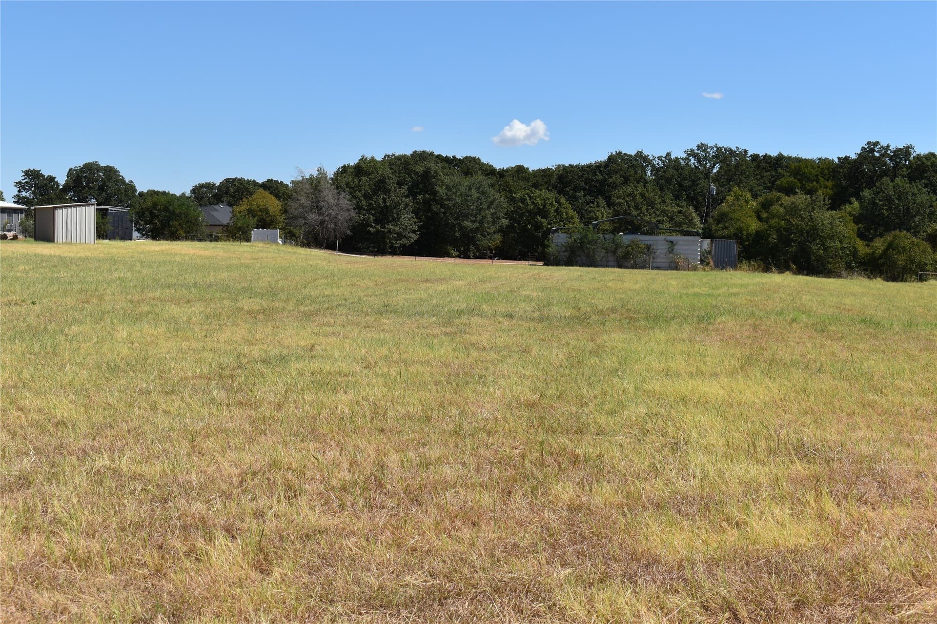2 acres in Johnson County - photo 2