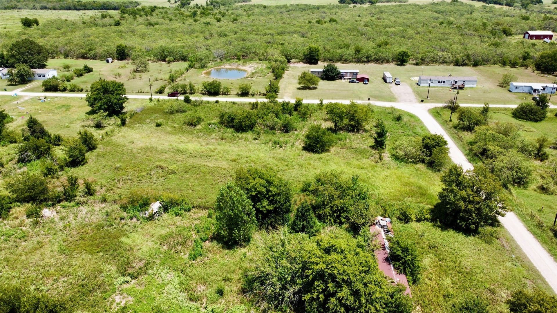 1.87 acres in Navarro County featured view