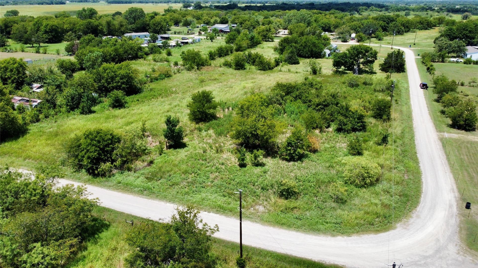 1.87 acres in Navarro County - photo 10