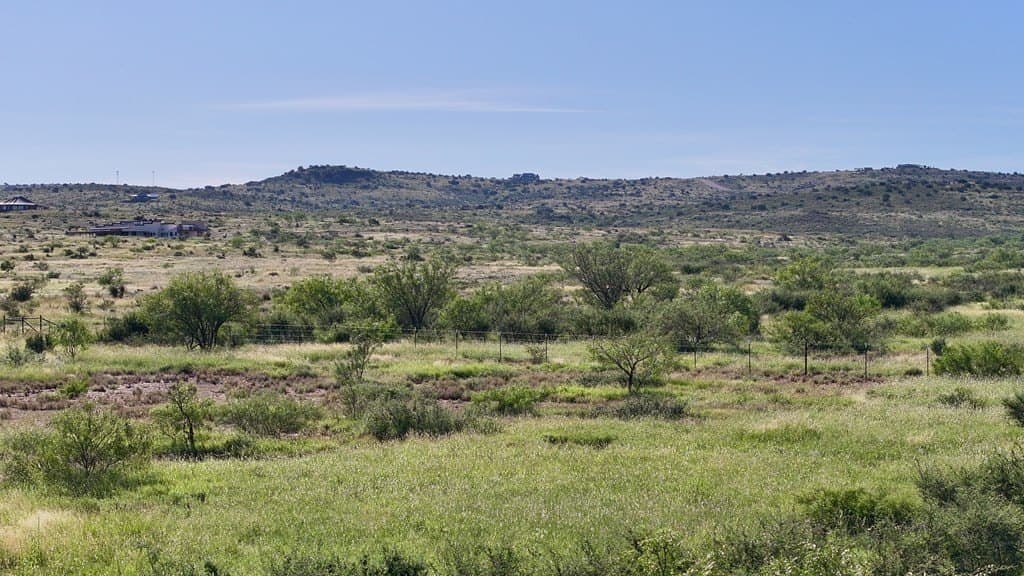 12.38 acres in Brewster County gallery image 4