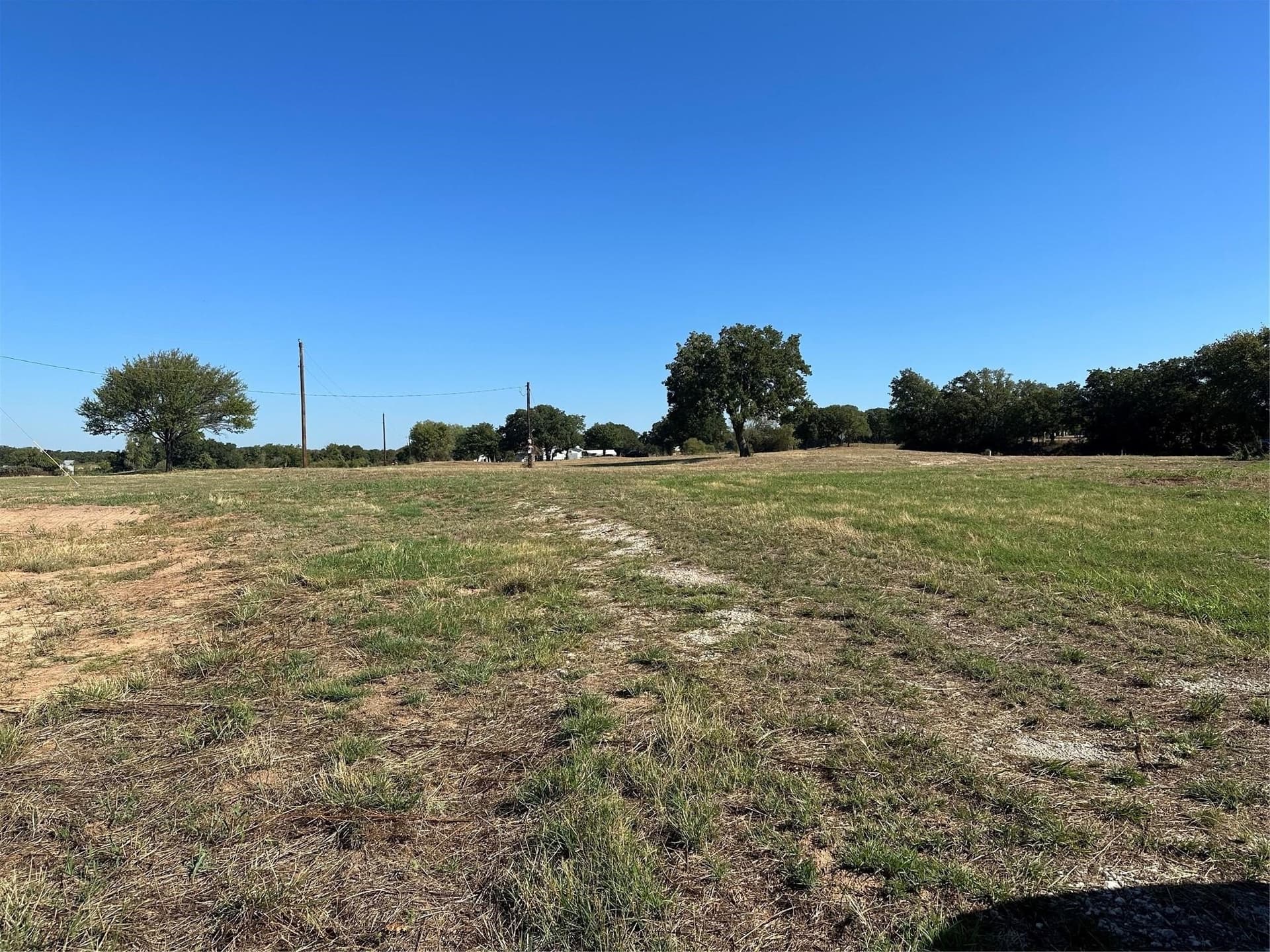 1.79 acres in Parker County gallery image 2