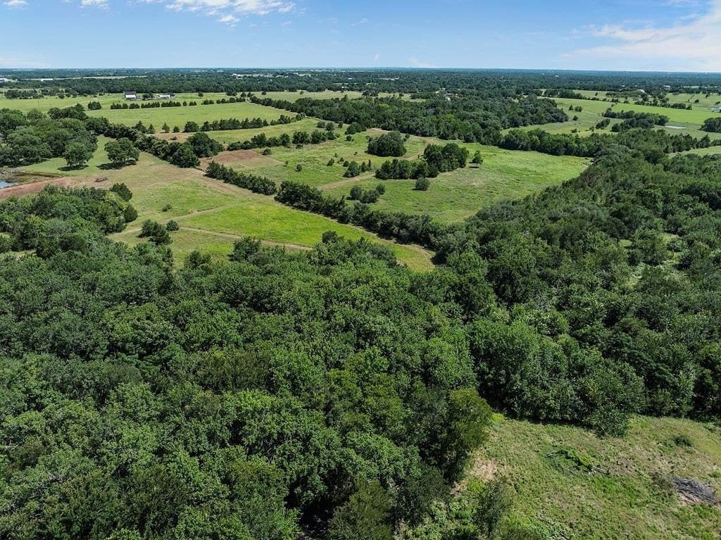 33.43 acres in Fayette County gallery image 2