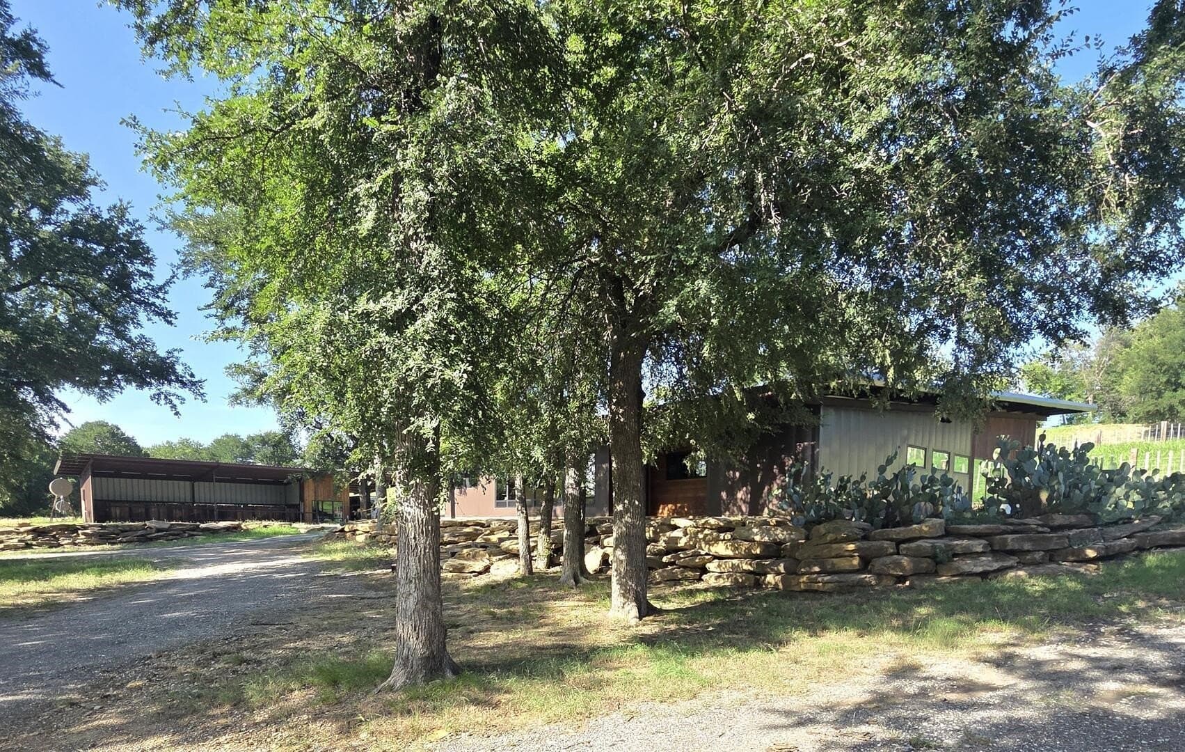 4.77 acres in Cooke County - photo 3