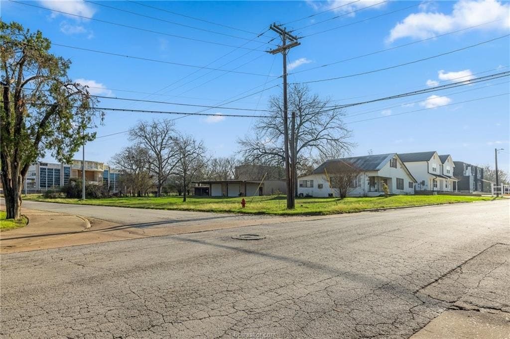 0.72 acres in Burleson County - photo 8