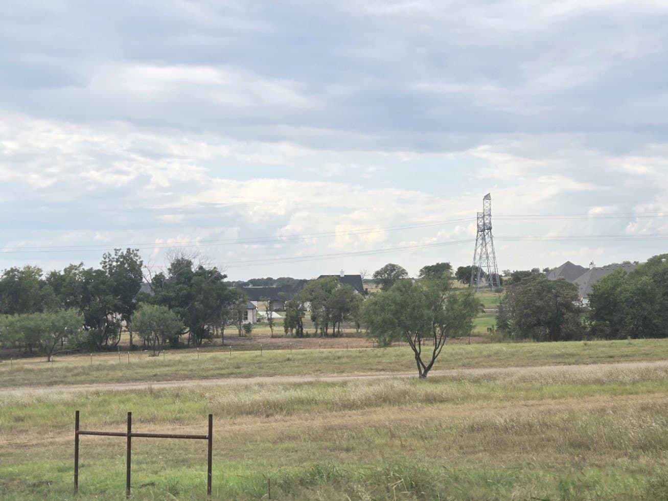 1.01 acres in Tarrant County - photo 7
