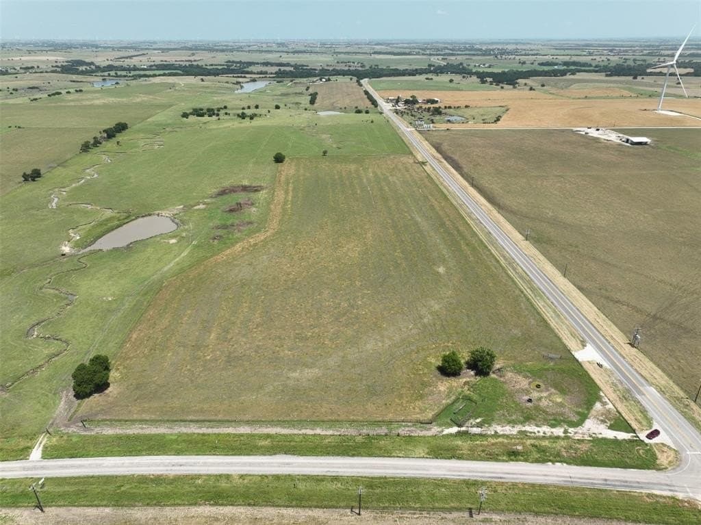 111.2 acres in Cooke County