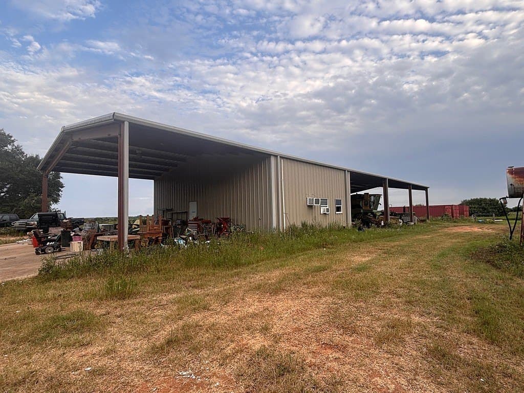 122.76 acres in Colorado County - photo 21