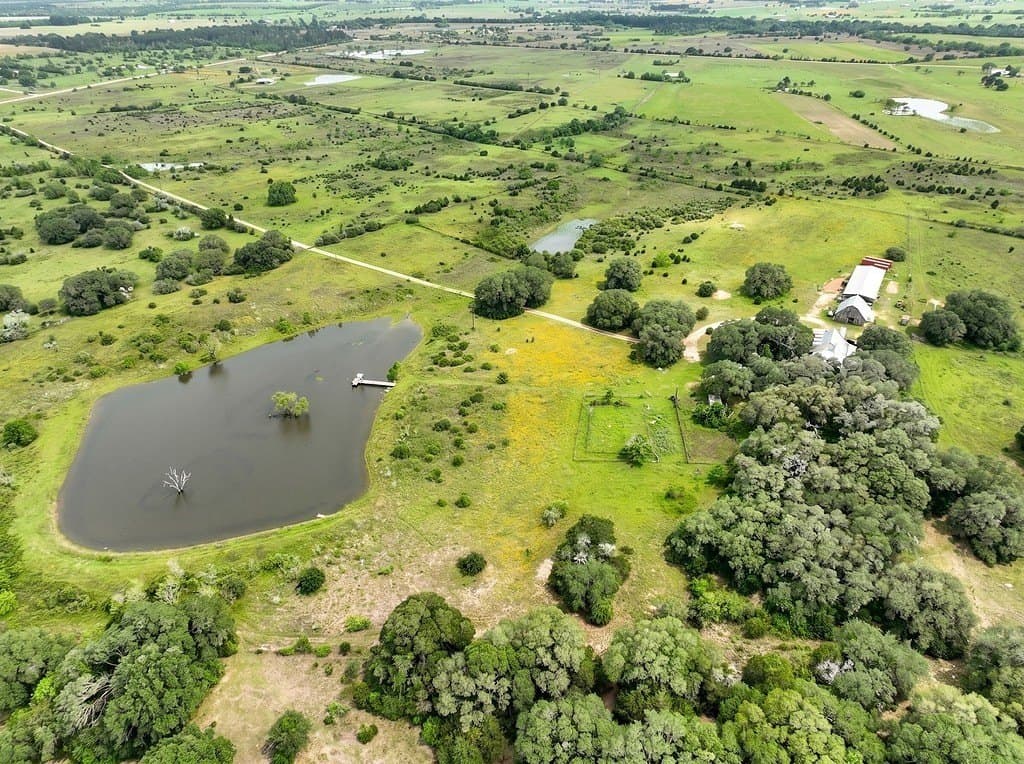 122.76 acres in Colorado County - photo 28