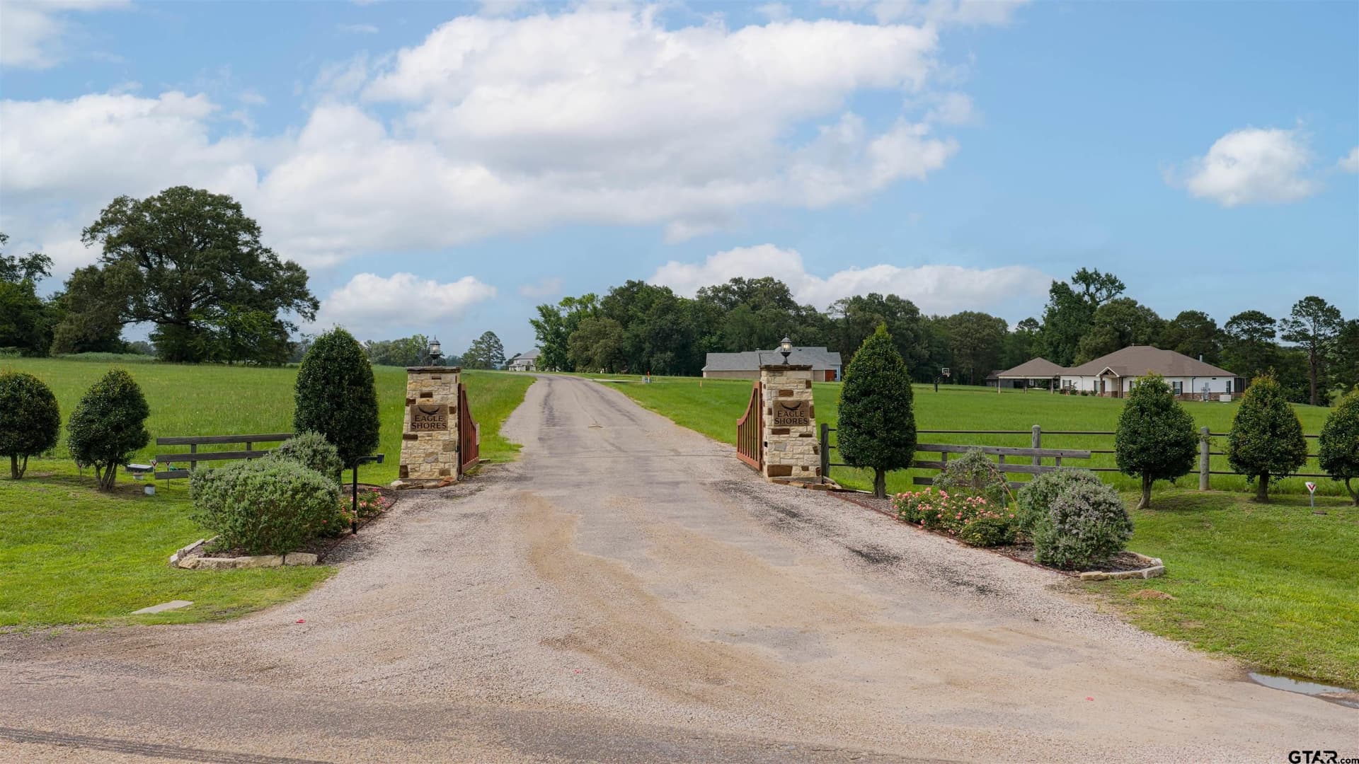 4.45 acres in Camp County