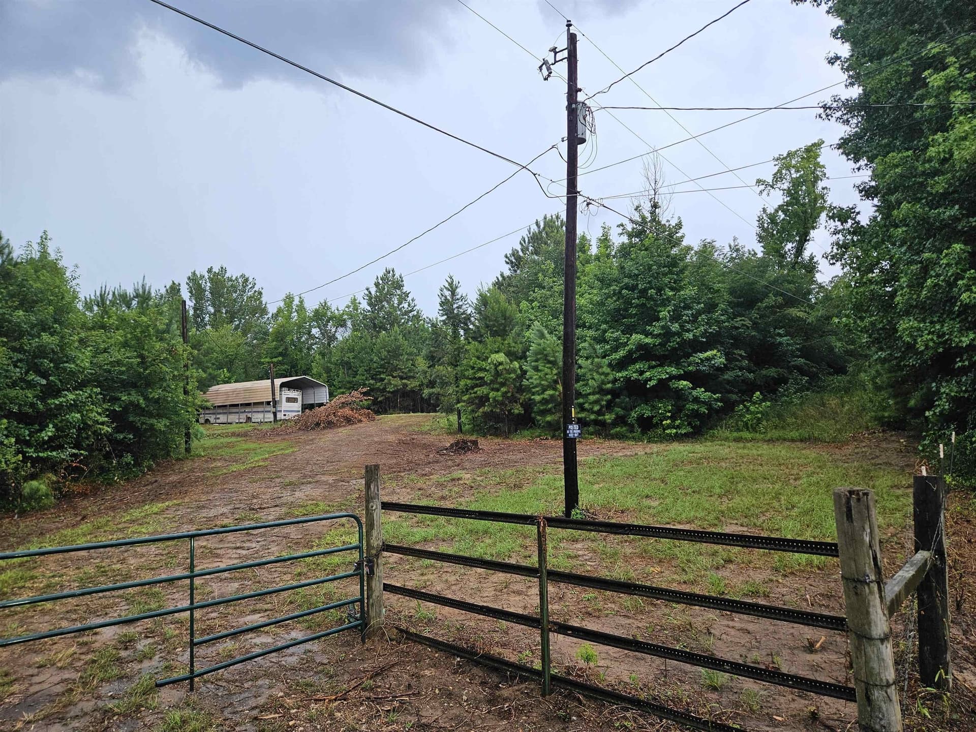 27.79 acres in Smith County - photo 13