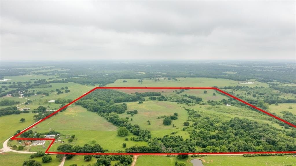 105.66 acres in Hill County gallery image 2