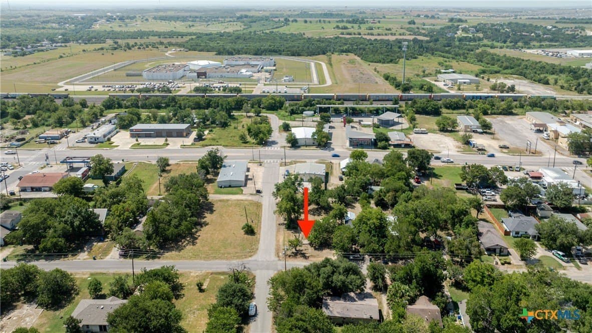 0.2 acres in Williamson County - photo 2