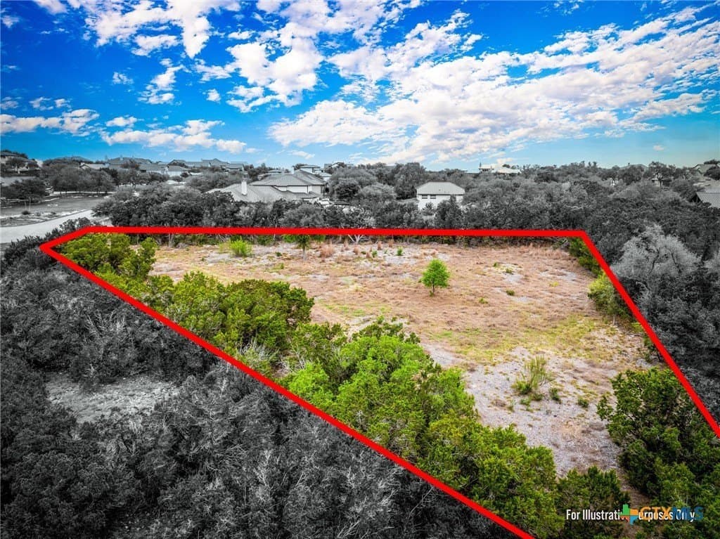 1.31 acres in Comal County gallery image 3