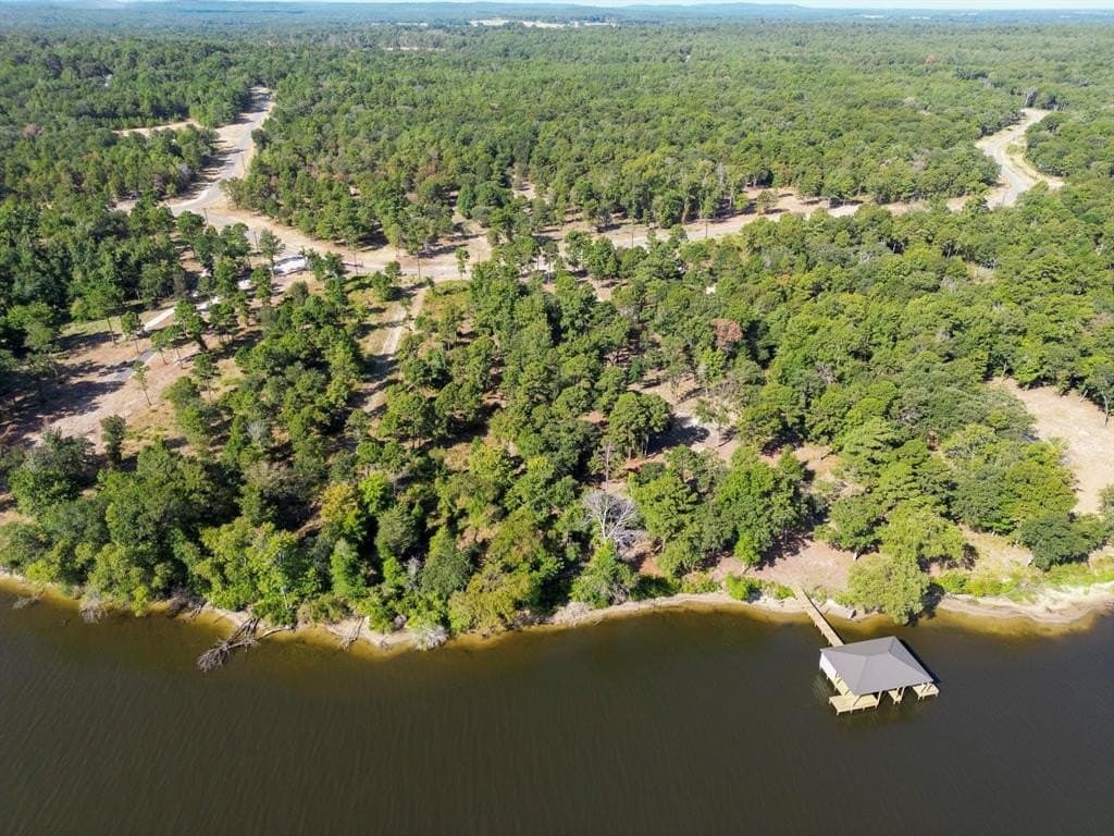 1.44 acres in Henderson County gallery image 3