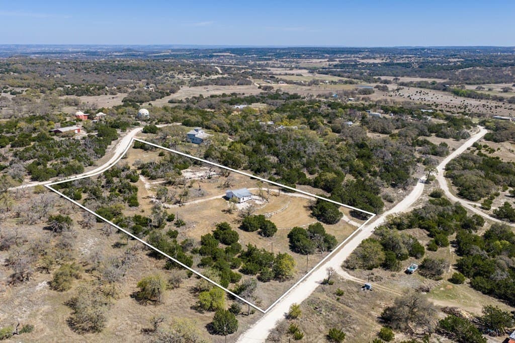 5.01 acres in Gillespie County gallery image 4