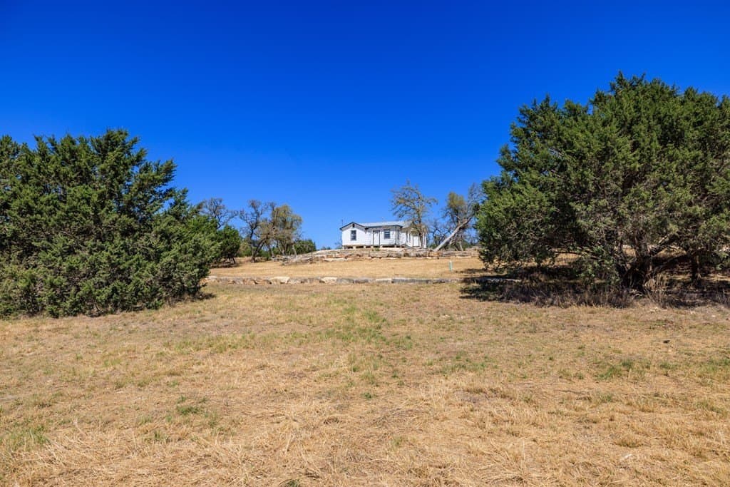 5.01 acres in Gillespie County - photo 18