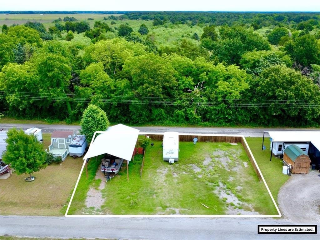 0.1 acres in Navarro County gallery image 2