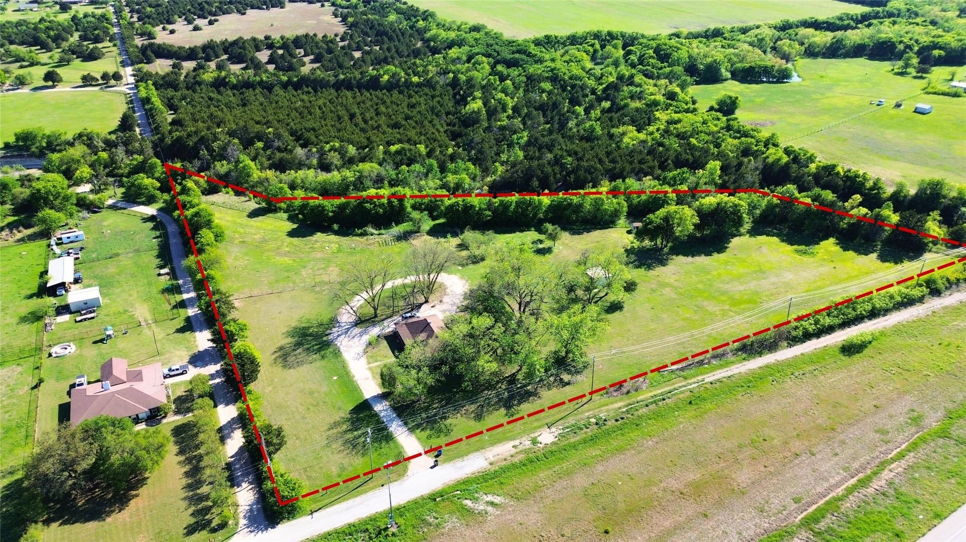 4.85 acres in Dallas County gallery image 3
