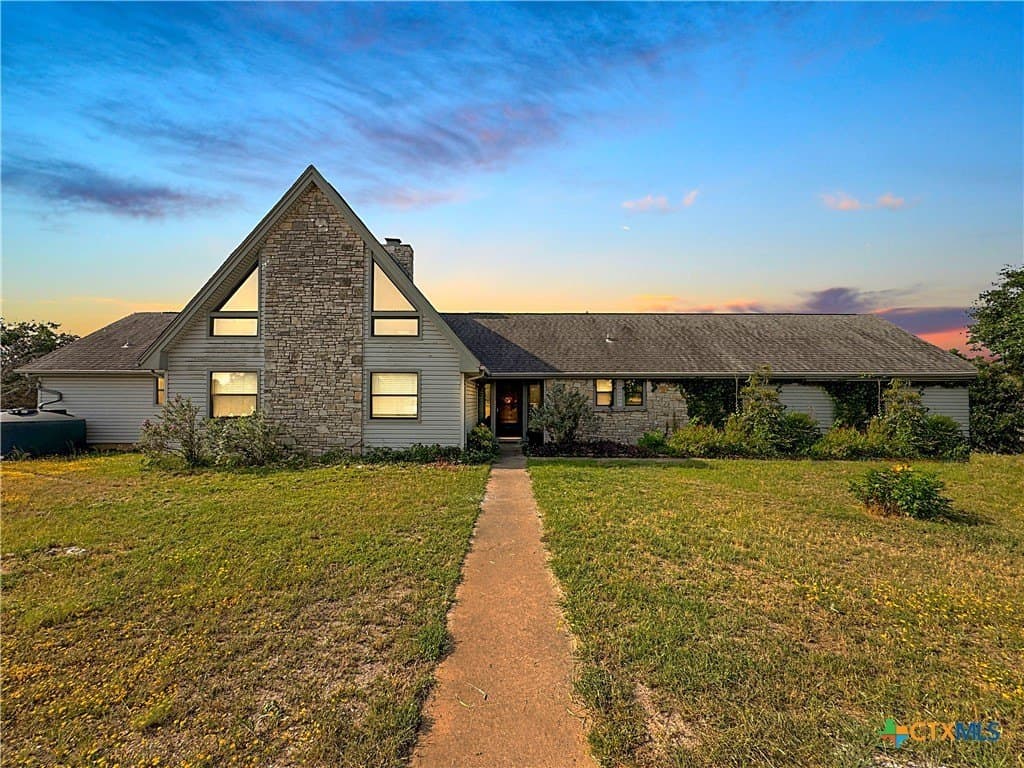 15.65 acres in Comal County gallery image 4