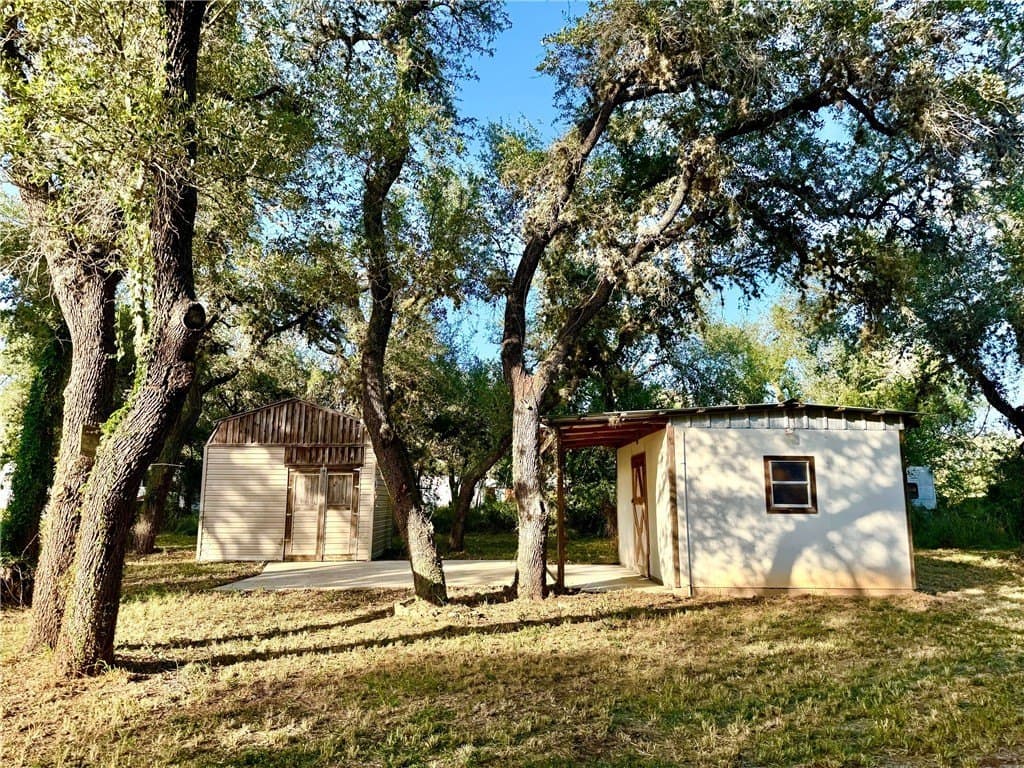 30,000 acres in Bee County - photo 36