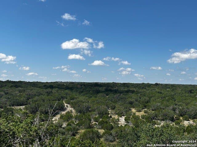 91.36 acres in Edwards County