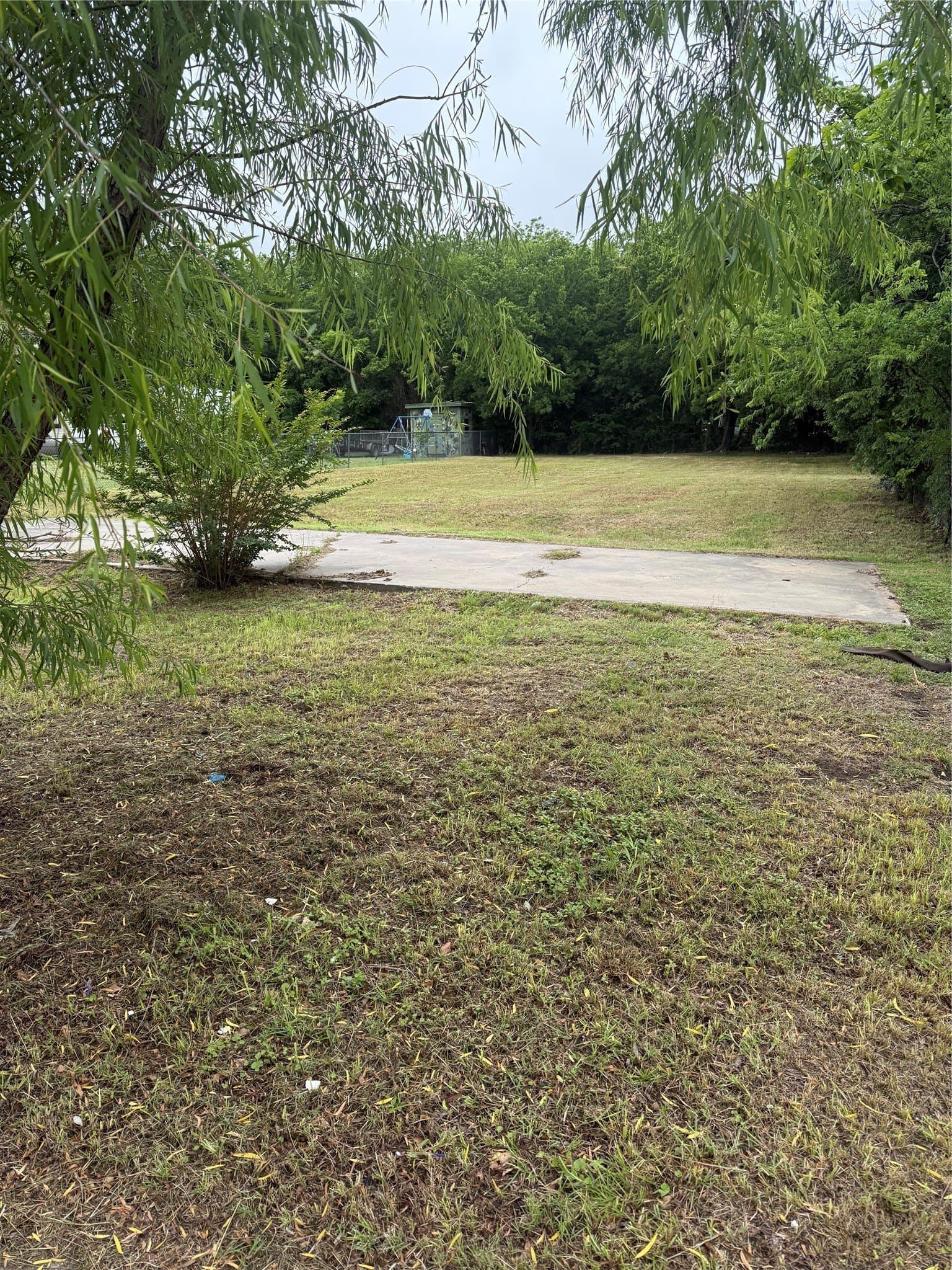 0.81 acres in Montague County gallery image 3