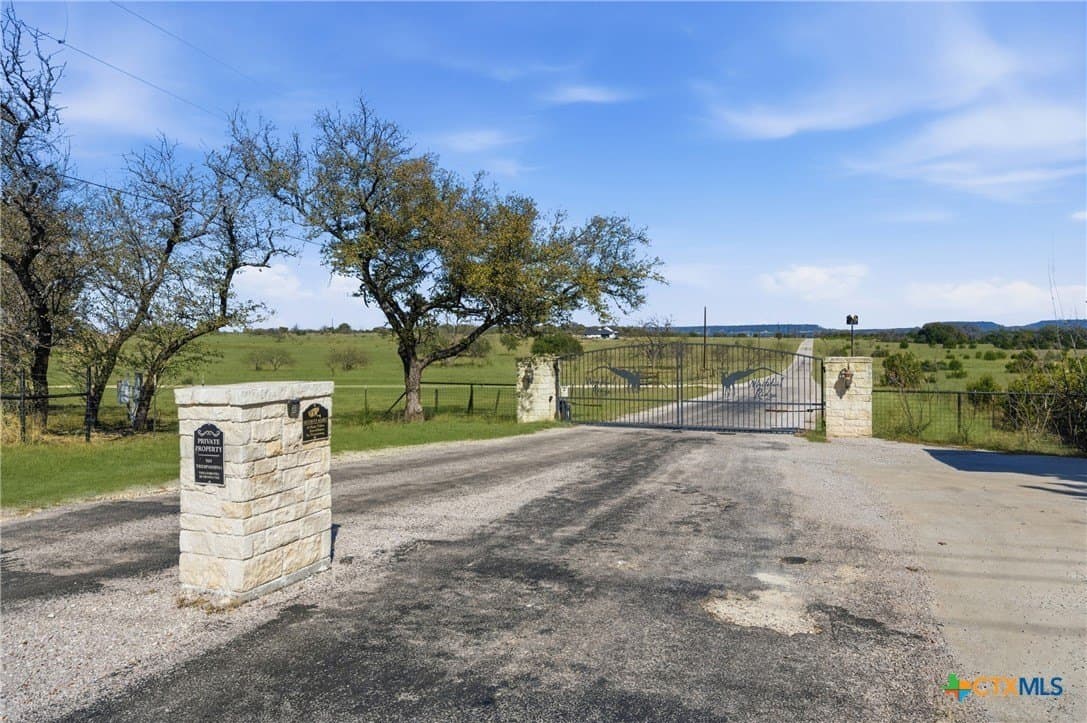 10.01 acres in Bell County - photo 4