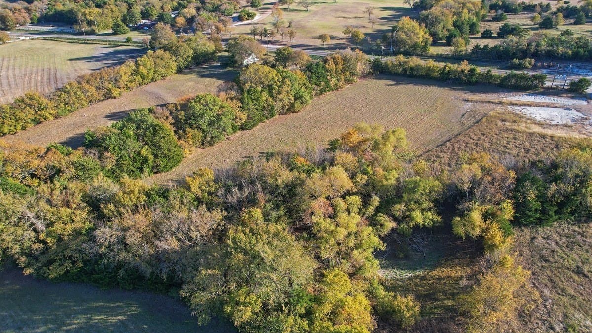 2.11 acres in Grayson County gallery image 2