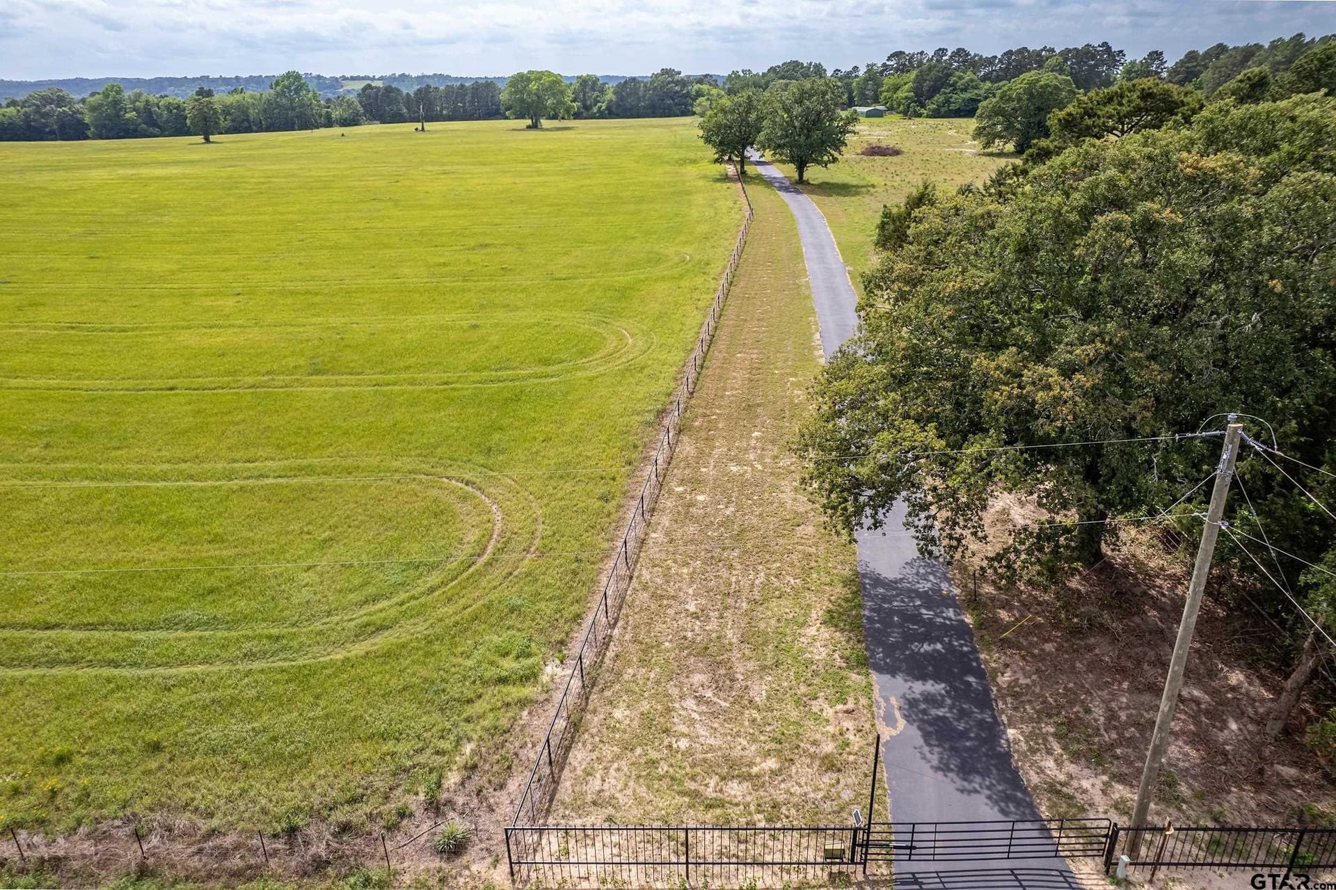 106.59 acres in Smith County gallery image 4