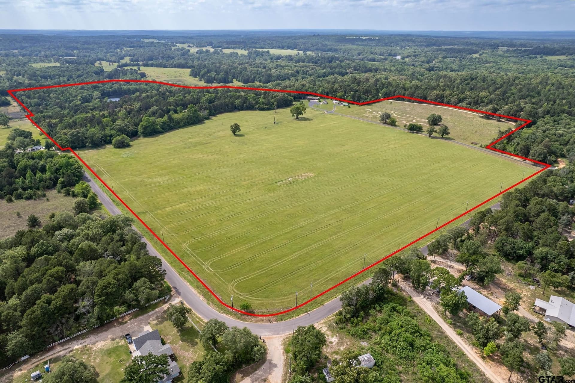 106.59 acres in Smith County