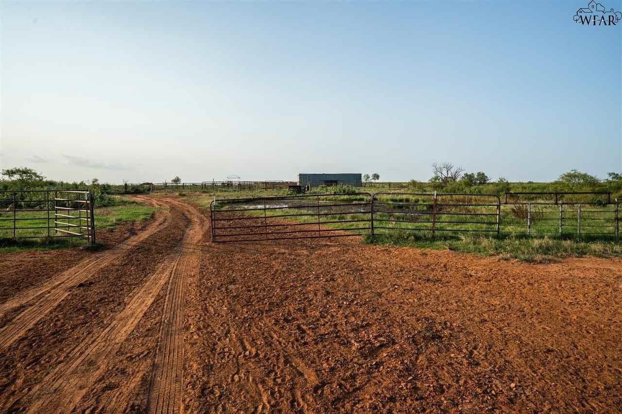 390.08 acres in Wichita County - photo 15
