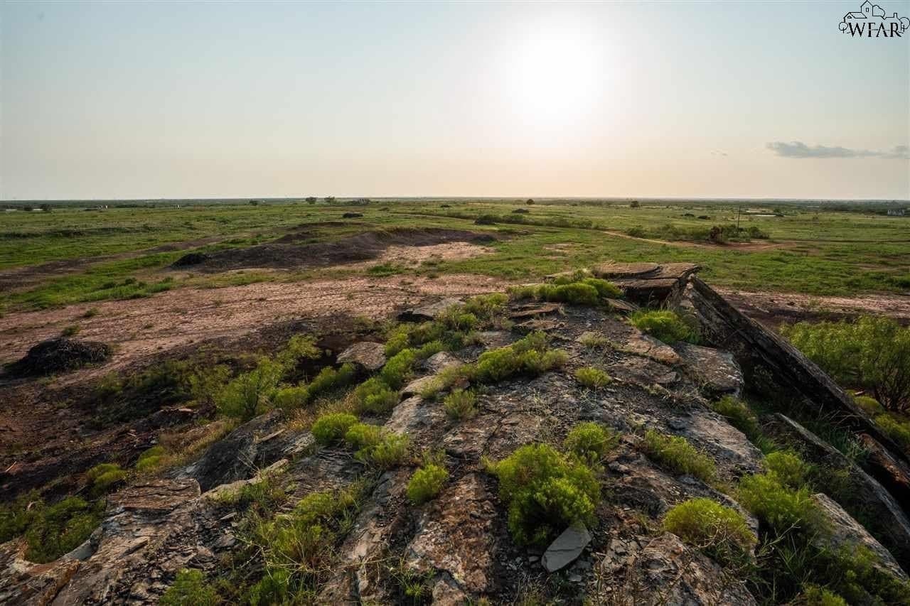 390.08 acres in Wichita County - photo 27