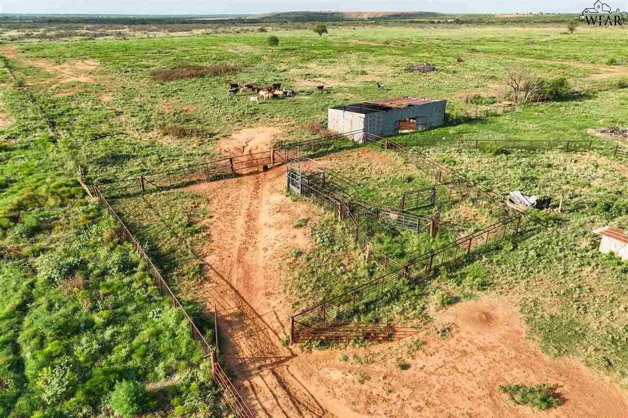 390.08 acres in Wichita County - photo 10