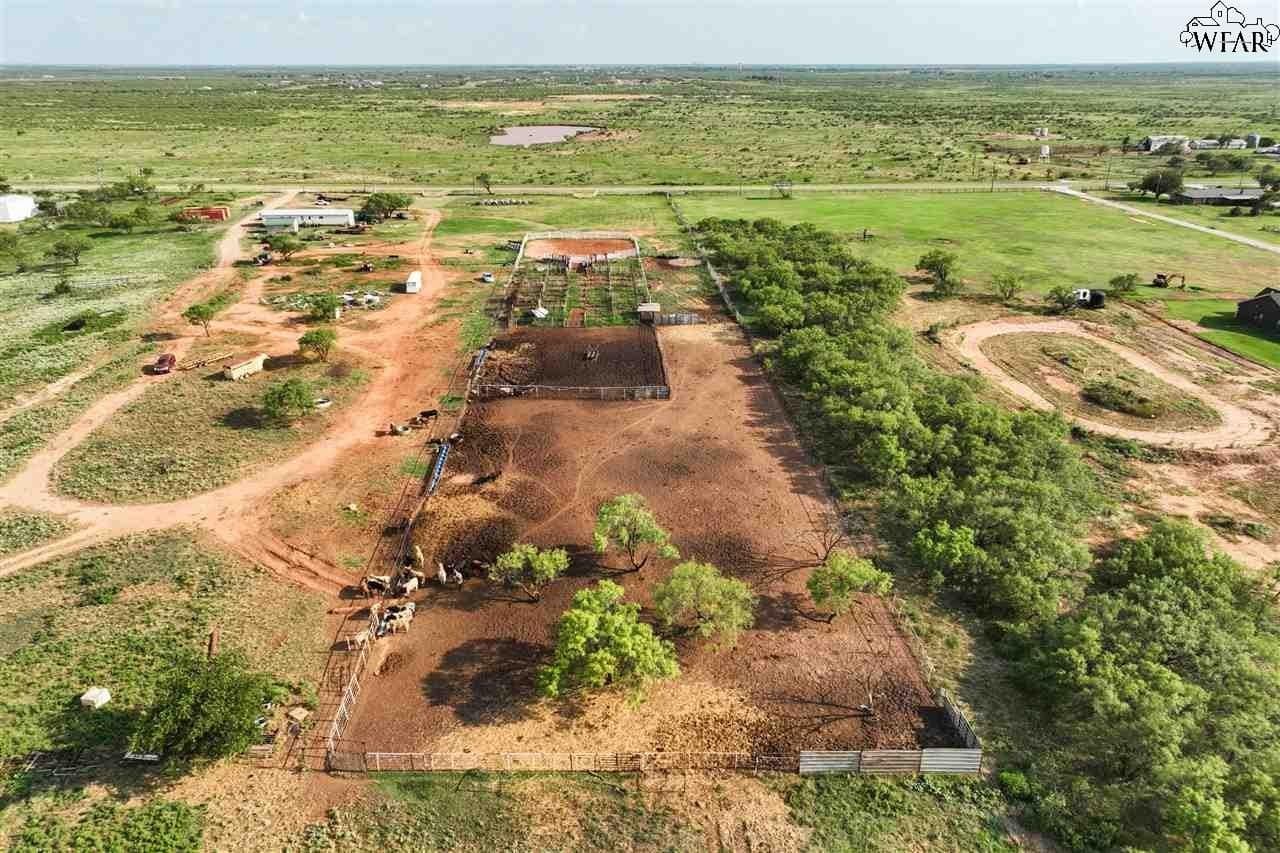 390.08 acres in Wichita County - photo 3