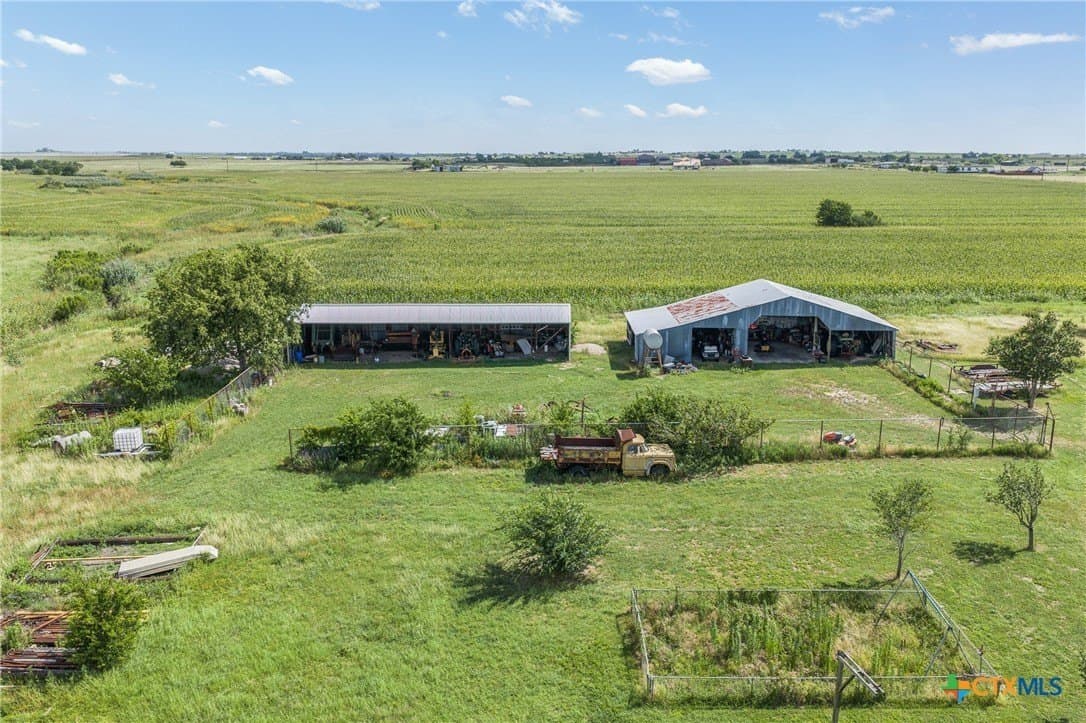 151 acres in Travis County - photo 7