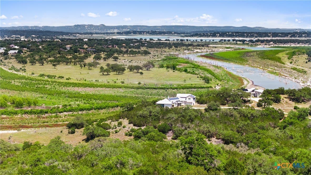 1.9 acres in Comal County - photo 2