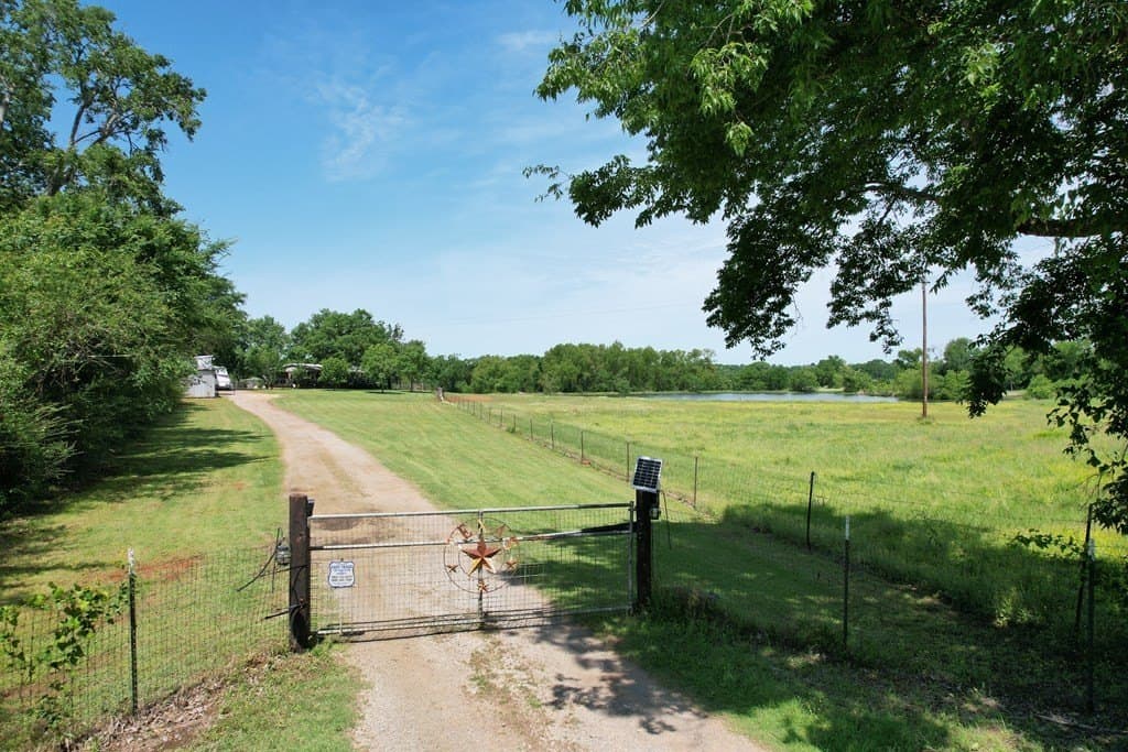 22.32 acres in Texas County gallery image 2