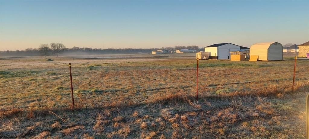1.33 acres in Hunt County